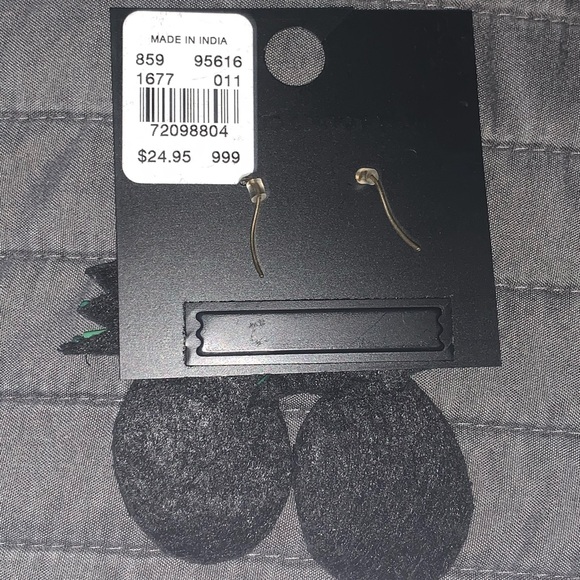 Pineapple earrings - Picture 2 of 2